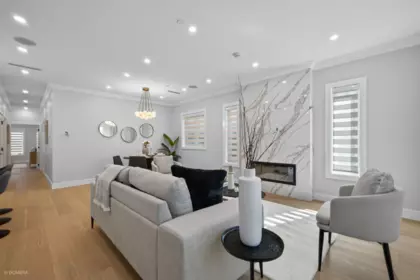 Breakfast Nook Photo of 1 2035 E 51st, Vancouver, BC