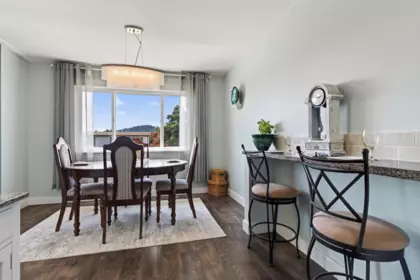 Kitchen Island Photo of 1590 Logan Road, Agassiz, BC