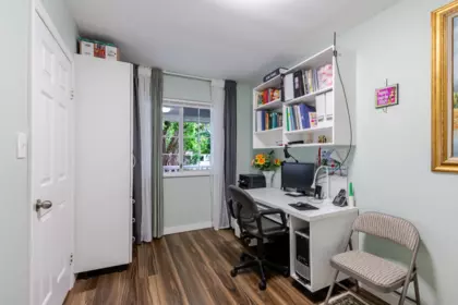 Hallway Photo of 21073 93 Avenue, Langley, BC