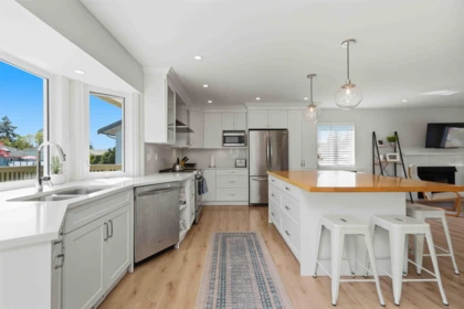 Breakfast Nook Photo of 16162 8a Avenue, Surrey, BC