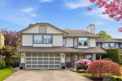 16162 8a Avenue, Surrey, BC, Surrey — Single Family Residence for sale