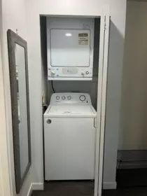 Walk-In Closet Photo of 1508 610 Granville Street, Vancouver, BC