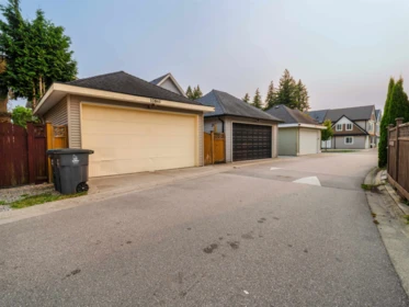 Garage Interior Photo of 12861 59 Avenue, Surrey, BC