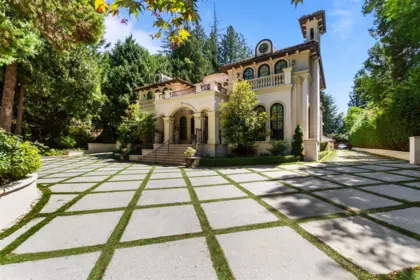 Aerial View of 4768 W 4th Avenue, Vancouver, BC