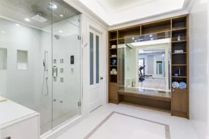 Hallway Photo of 4768 W 4th Avenue, Vancouver, BC