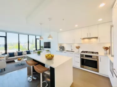 303 1588 Johnston Road, White Rock, BC, White Rock — Apartment/Condo for sale