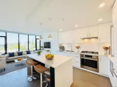 303 1588 Johnston Road, White Rock, BC