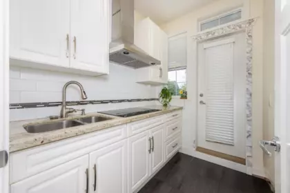 Breakfast Nook Photo of 16148 28a Avenue, Surrey, BC
