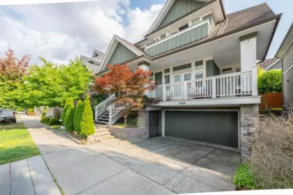 Mudroom Photo of 16148 28a Avenue, Surrey, BC
