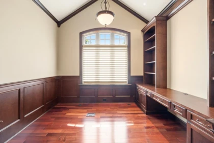Basement Recreation Room Photo of 16235 36a Avenue, Surrey, BC