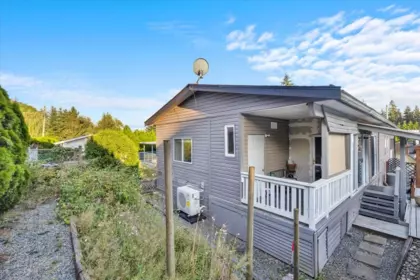 Swimming Pool Photo of 13 27111 Avenue, Langley, BC