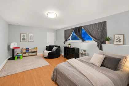 Breakfast Nook Photo of 3949 Sefton Street, Port Coquitlam, BC