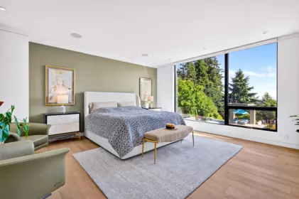 Guest Bathroom Photo of 13386 Marine Drive, Surrey, BC