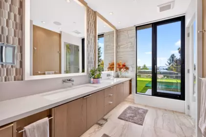 Powder Room Photo of 13386 Marine Drive, Surrey, BC