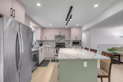Pantry Photo of 33040 Arbutus Avenue, Mission, BC
