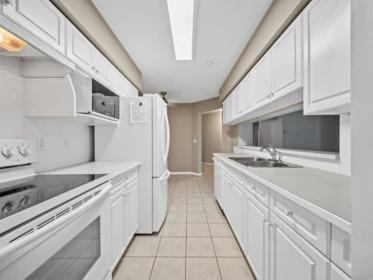 Kitchen Island Photo of 324 13880 70 Avenue, Surrey, BC