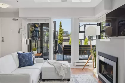 Pantry Photo of 401 3673 W 11th Avenue, Vancouver, BC
