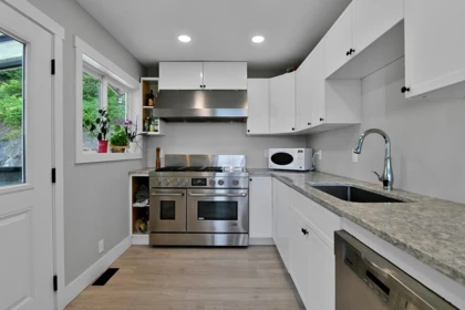 Kitchen Photo of 51860 Hack-Brown Road, Chilliwack, BC