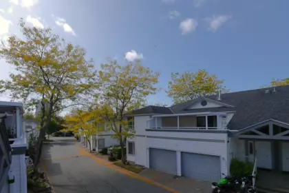 225 13895 102 Avenue, Surrey, BC, Surrey — Townhouse for sale