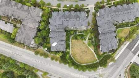 Aerial View of 312 3156 Dayanee Springs Boulevard, Coquitlam, BC