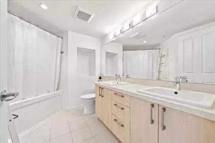 Laundry Room Photo of 312 3156 Dayanee Springs Boulevard, Coquitlam, BC