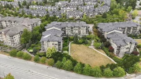 Street View Photo of 312 3156 Dayanee Springs Boulevard, Coquitlam, BC