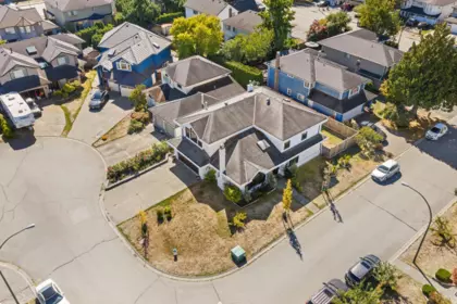 Fitness Center Photo Near 4665 Kensington Place, Delta, BC
