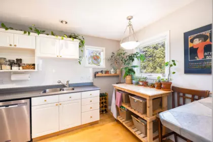 Kitchen Photo of 303 1528 Bowser Avenue, North Vancouver, BC