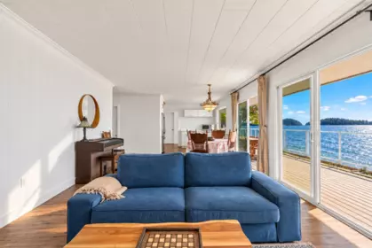 Breakfast Nook Photo of 6833 Sunshine Coast Highway, Sechelt, BC