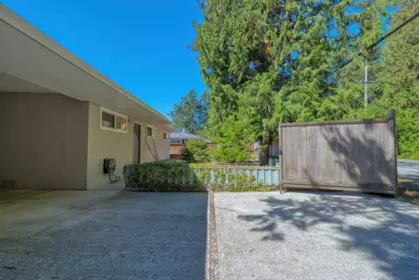Outdoor Deck Photo of 6833 Sunshine Coast Highway, Sechelt, BC