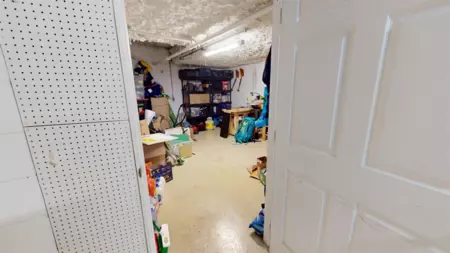 Mudroom Photo of 1040 Quebec Street, Vancouver, BC