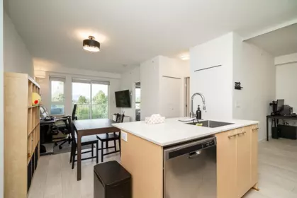 Kitchen Island Photo of 603 10603 140 Street, Surrey, BC