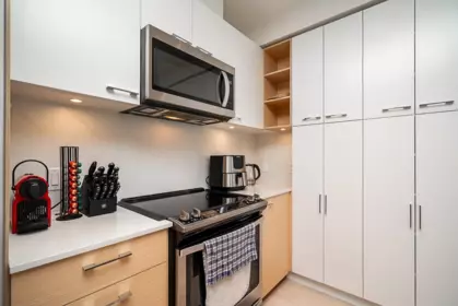 Kitchen Photo of 603 10603 140 Street, Surrey, BC