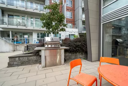Swimming Pool Photo of 603 10603 140 Street, Surrey, BC