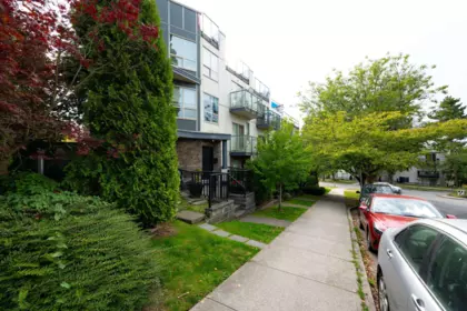 Fitness Center Photo Near 2118 Eton Street, Vancouver, BC