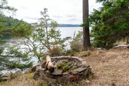 Hot Tub / Spa Photo of 250 Leighton Lane, Mayne Island, BC