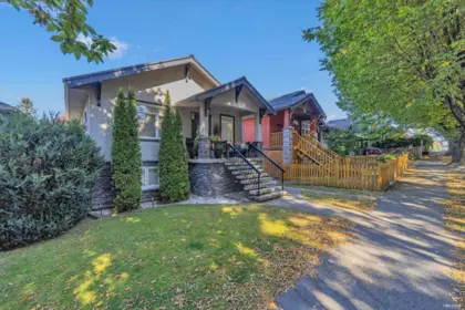 Office / Den Photo of 2317 Graveley Street, Vancouver, BC