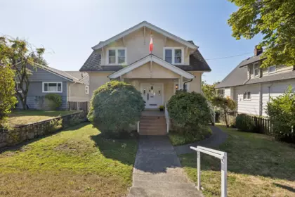 443 E 7th Street, North Vancouver, BC, North vancouver — Single Family Residence for sale