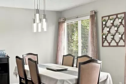 Breakfast Nook Photo of 13902 80 Avenue, Surrey, BC