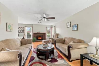 Dining Area Photo of 13902 80 Avenue, Surrey, BC