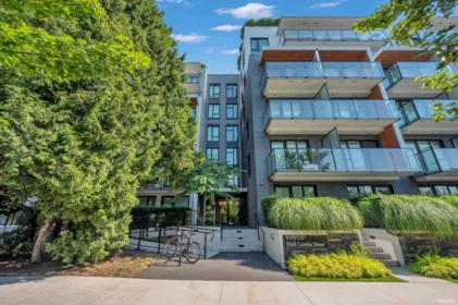 Front Yard Photo of 314 5168 Cambie Street, Vancouver, BC