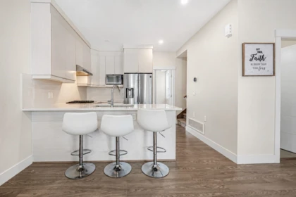 Kitchen Island Photo of 20 8033 166b Street, Surrey, BC