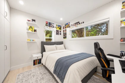Aerial View of 413 Seventh Avenue, New Westminster, BC