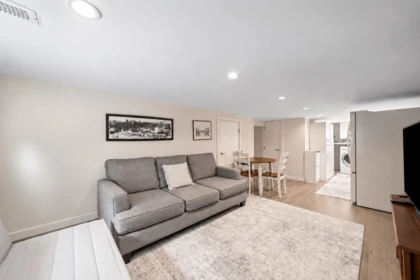 Loft / Bonus Room Photo of 413 Seventh Avenue, New Westminster, BC