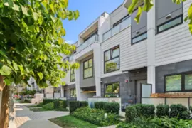 156 W Woodstock Avenue, Vancouver, BC