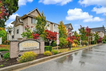 8 1708 King George Boulevard, Surrey, BC, Surrey — Townhouse for sale