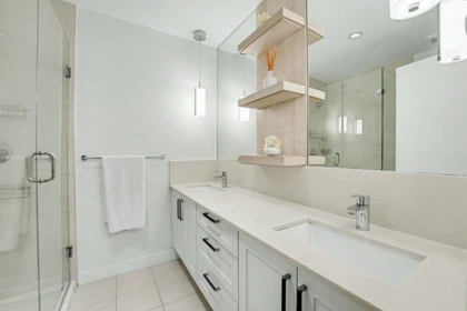 Office / Den Photo of 8 1708 King George Boulevard, Surrey, BC
