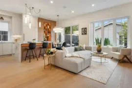 2 2256 E Pender Street, Vancouver, BC