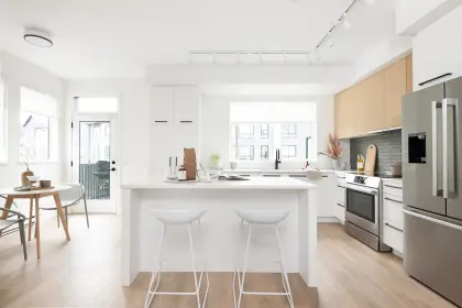 SL129 38047 Helm Way, Squamish, BC, Squamish — Townhouse for sale