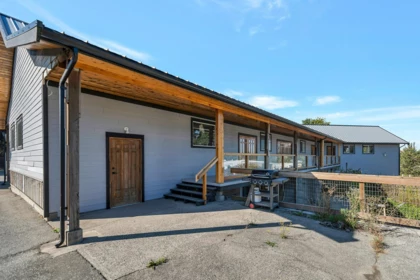 Breakfast Nook Photo of 857 Bradner Road, Abbotsford, BC
